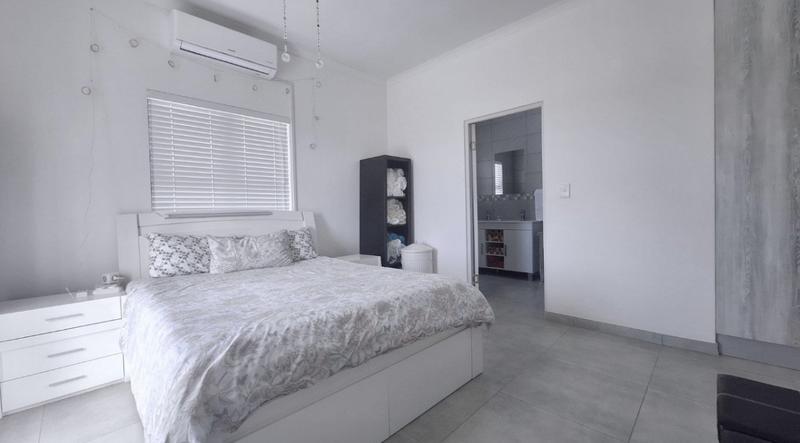 3 Bedroom Property for Sale in Da Gama Bay Western Cape